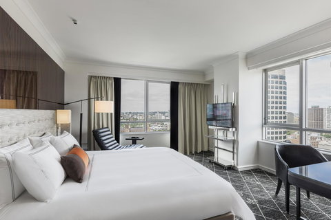 Swissotel Sydney - Kawana Tourism 0