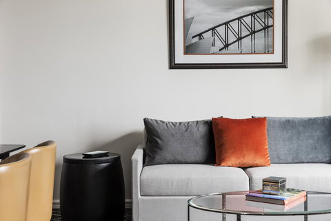 Swissotel Sydney - Kawana Tourism 3
