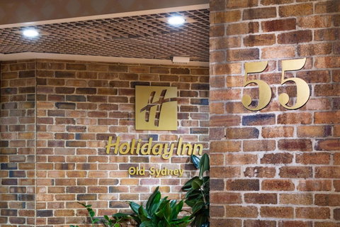 Sydney Harbour Hotel - Kawana Tourism 30