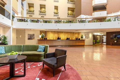 Sydney Harbour Hotel - Kawana Tourism 32