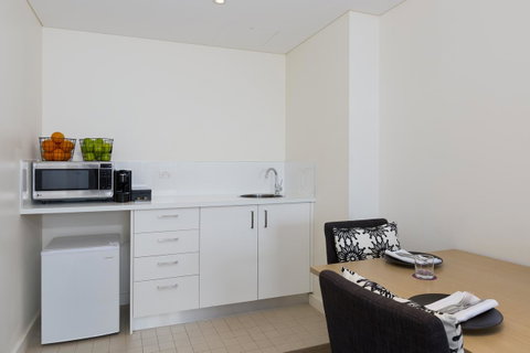 Sage Hotel Wollongong - Kawana Tourism 43