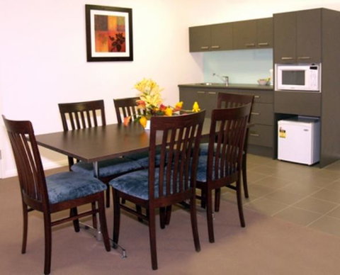 Best Western City Sands - Kawana Tourism 14
