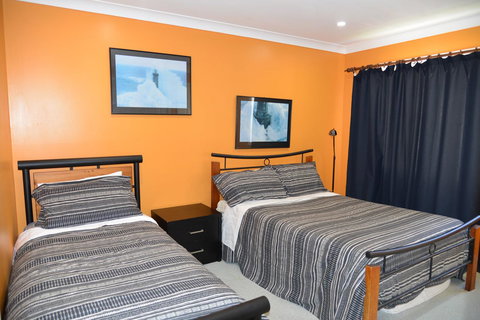 The Boat House - Kawana Tourism 19