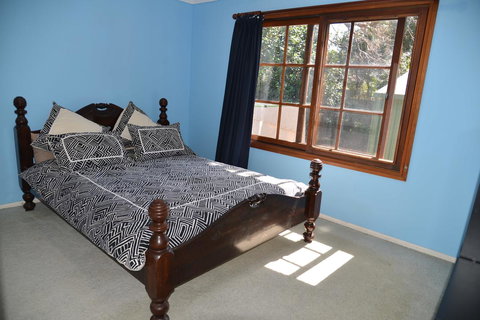 The Boat House - Kawana Tourism 8