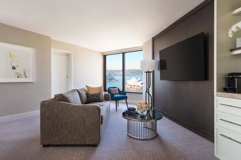 Four Seasons Hotel Sydney - Kawana Tourism 1