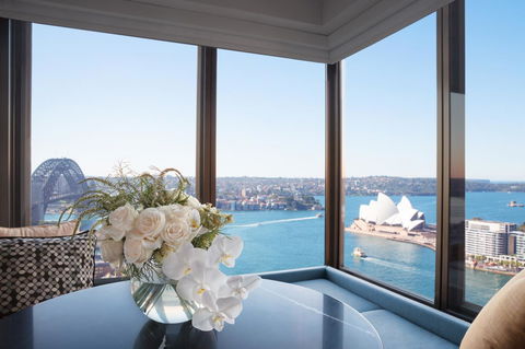 Four Seasons Hotel Sydney - Kawana Tourism 21