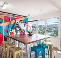 Mad Monkey Coogee Beach - Kawana Tourism