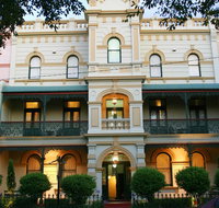 Avonmore On The Park Boutique Hotel - Kawana Tourism