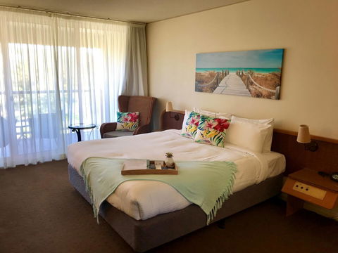Charlesworth Bay Beach Resort - Kawana Tourism 2