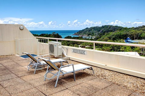 Charlesworth Bay Beach Resort - Kawana Tourism 21