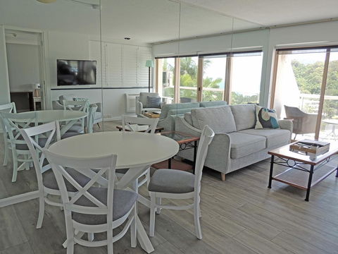Charlesworth Bay Beach Resort - Kawana Tourism 10