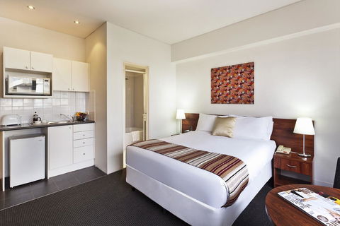 Macleay Hotel - Kawana Tourism 6