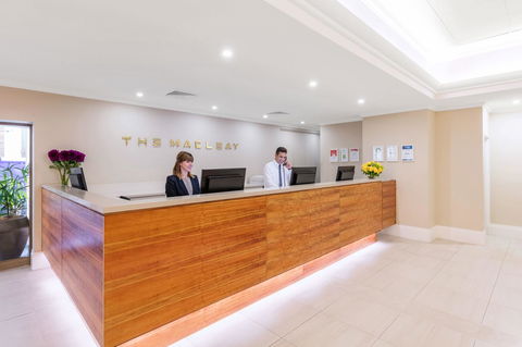 Macleay Hotel - Kawana Tourism 2