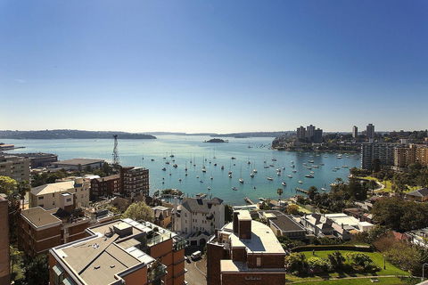 Macleay Hotel - Kawana Tourism 21