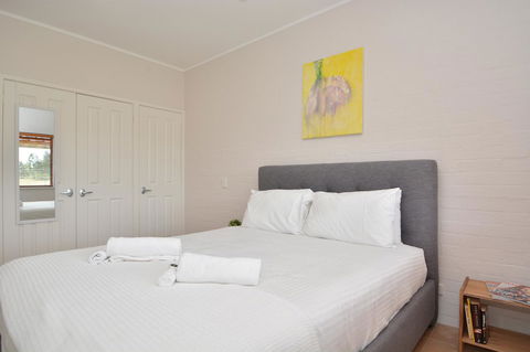 JE Guesthouse, Central To All The Hunter Valley Has To Offer - Kawana Tourism 24