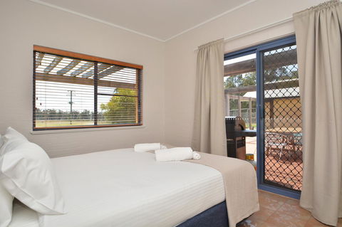JE Guesthouse, Central To All The Hunter Valley Has To Offer - Kawana Tourism 30