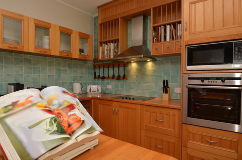 JE Guesthouse, Central To All The Hunter Valley Has To Offer - Kawana Tourism 14
