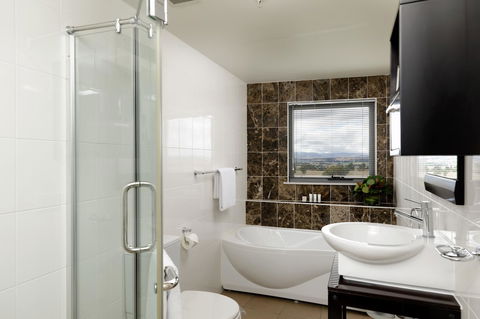 Rydges Mount Panorama Bathurst - Kawana Tourism 7