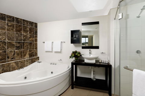 Rydges Mount Panorama Bathurst - Kawana Tourism 23