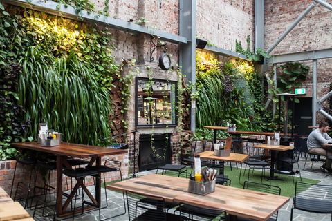 The Lucky Hotel - Kawana Tourism 12