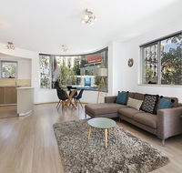 Lower Bridge and Sails - Executive 2BR Darlinghurst Apartment with Balcony and Rooftop Views - Kawana Tourism
