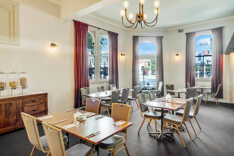 Prince Of Wales Hotel - Kawana Tourism 22