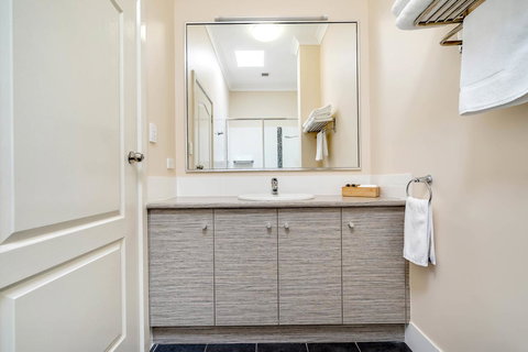 Prince Of Wales Hotel - Kawana Tourism 31