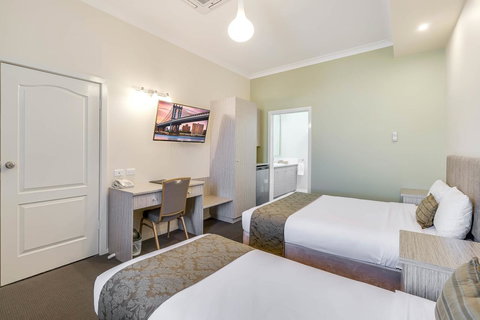 Prince Of Wales Hotel - Kawana Tourism 12