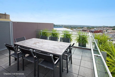 Wyndel Apartments Crows Nest - Clarke Street - Kawana Tourism 6