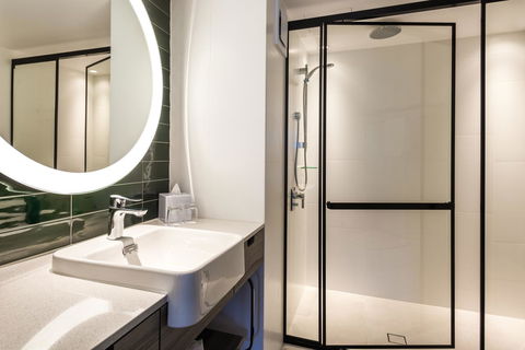 Novotel Sydney Darling Square - Kawana Tourism 8