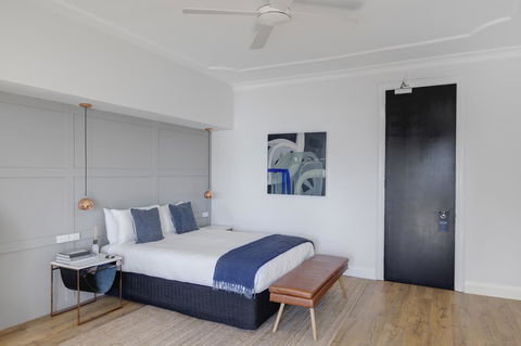 Regents Court Sydney - Kawana Tourism 7