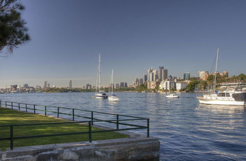 Summery, Spacious 4 Bed Home In Kurraba Point - Kawana Tourism 20
