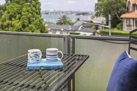 Summery, Spacious 4 Bed Home In Kurraba Point - Kawana Tourism 14