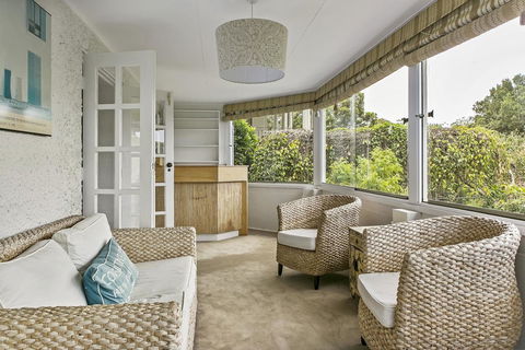 Summery, Spacious 4 Bed Home In Kurraba Point - Kawana Tourism 2