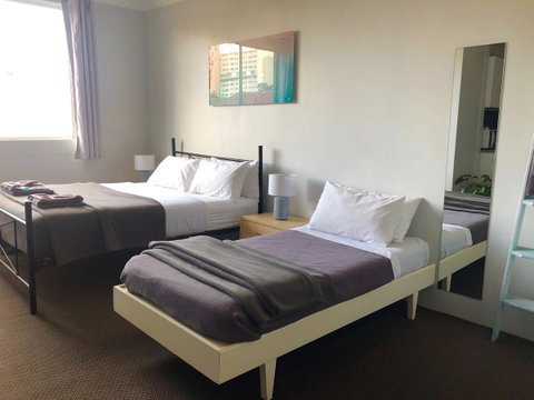 Manly Beachside Apartments - Kawana Tourism 1