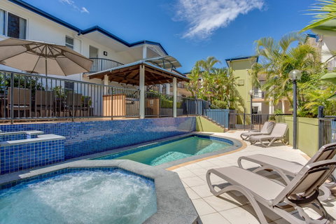Eco Beach Resort - Kawana Tourism 14