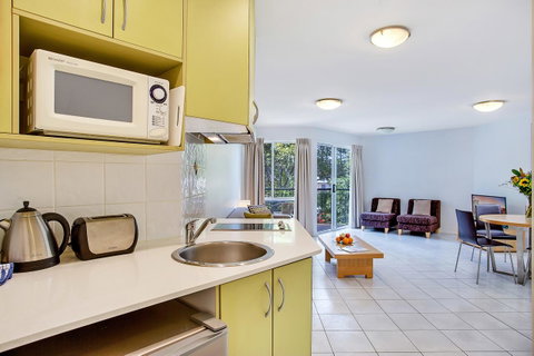Eco Beach Resort - Kawana Tourism 23