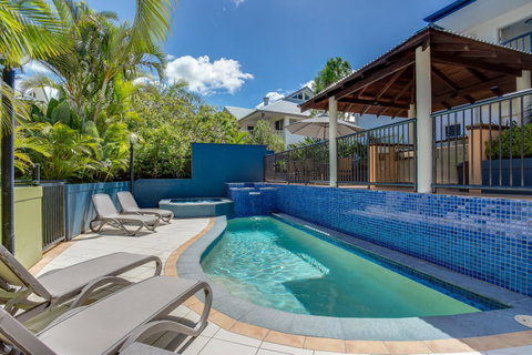 Eco Beach Resort - Kawana Tourism 13