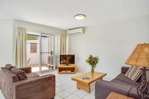 Eco Beach Resort - Kawana Tourism 35