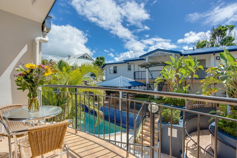 Eco Beach Resort - Kawana Tourism 0