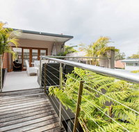 Family surf house 5 min walk to Manly beach - Kawana Tourism