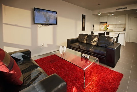 Charlestown Executive Apartments - Kawana Tourism 10