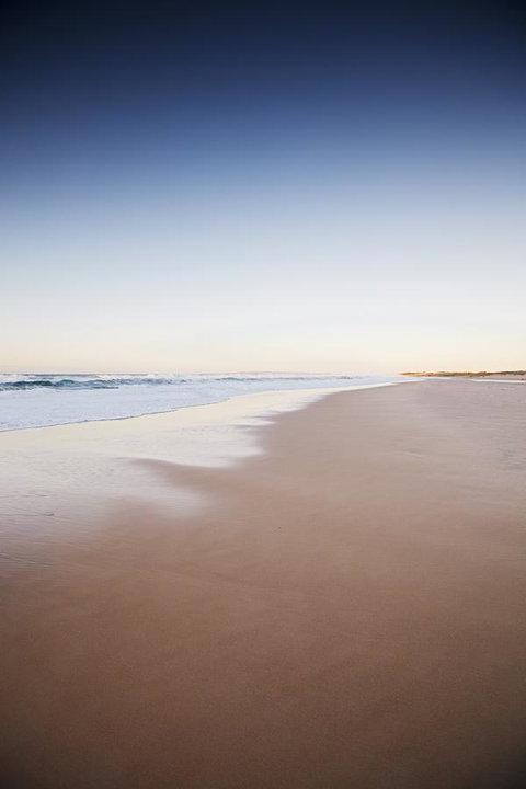 Charlestown Executive Apartments - Kawana Tourism 31