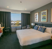 Alpha Hotel Eastern Creek - Kawana Tourism