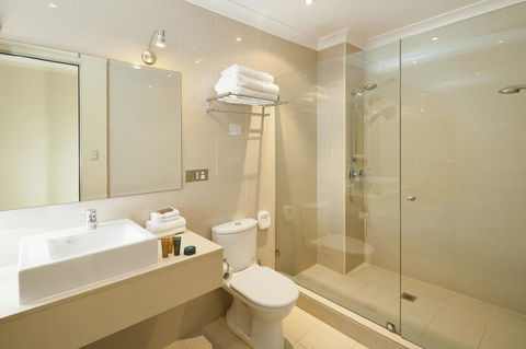 Best Western Plus Hotel Stellar - Kawana Tourism 5