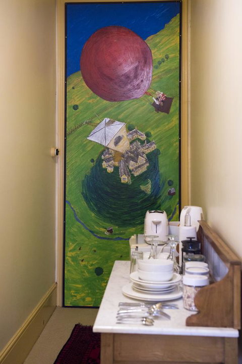 Hillview Heritage Hotel - Kawana Tourism 33