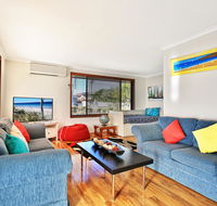 Sandy Toes Beach House Jervis Bay - 2min to Beach - Kawana Tourism
