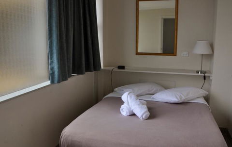 Accommodation Sydney - Hyde Park Plaza 38 College St Sydney - Kawana Tourism 13