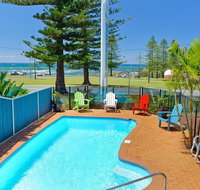 Beach House Holiday Apartments - Kawana Tourism