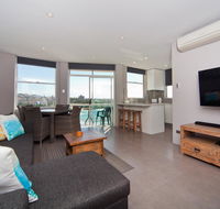 Gorgeous Coogee Views 2 beds WT21 - Kawana Tourism